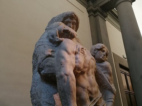 144 144