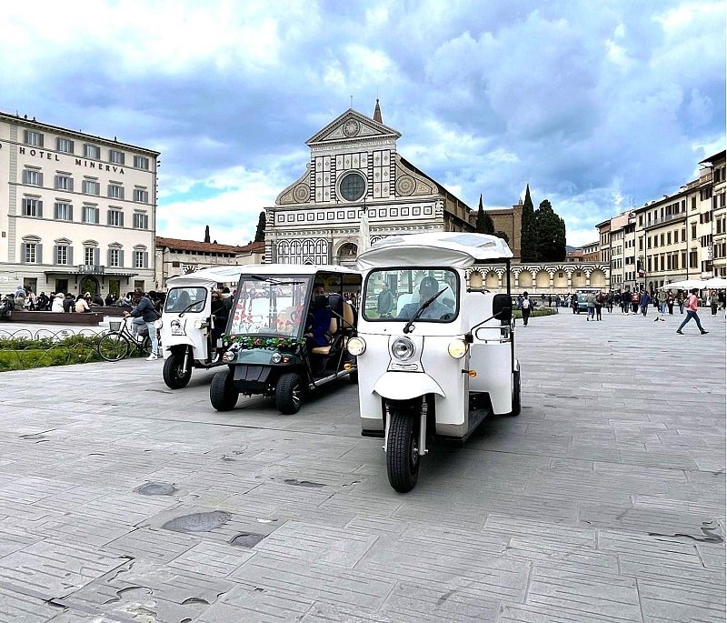 Firenze: Eco Golf Car e Tour della città eTUK TUK